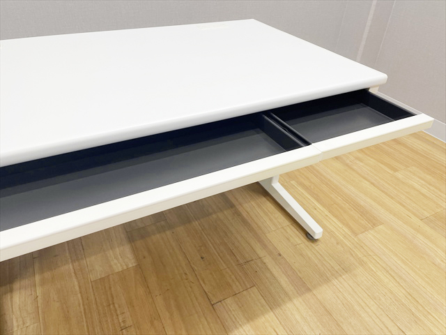 fXN@VILLAGE@ot@8VD12H MJ59