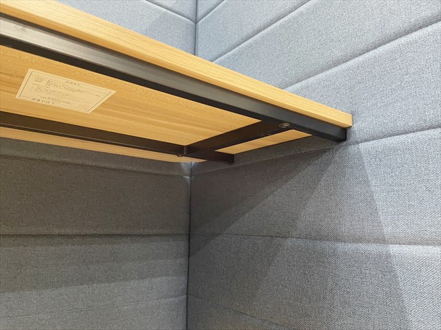 ���f�X�N�@�ʃu�[�X�@�A�X�v�����h�@���o�����@�W���u�[�X