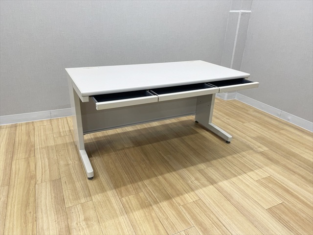 ���f�X�N�@BS+�@���o���t�@BSN147