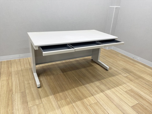 ���f�X�N�@BS+�@���o���t�@SDT-BSN147F1