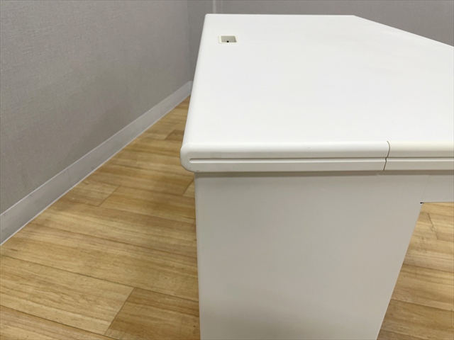 ���f�X�N�@�t���b�g���C���@���o���t�@SP-T126 WH