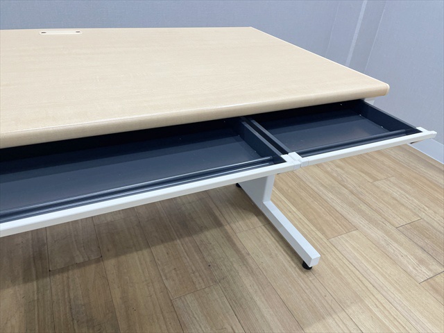 ���f�X�N�@�t���b�g���C���@���o���t�@SP-T147 WM