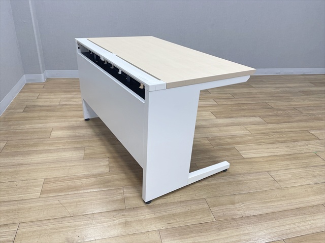 ���f�X�N�@iS�@���o���t�@SDT-IS127P1MN