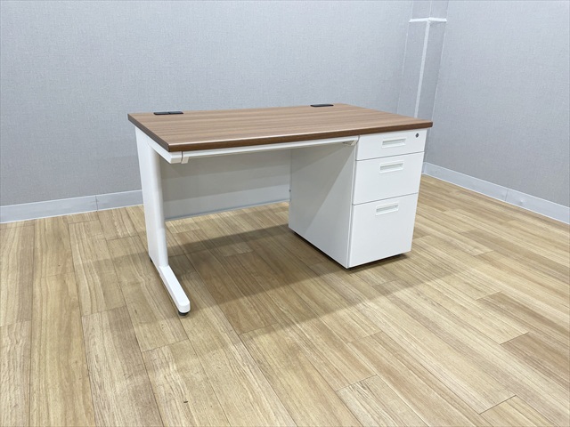 �I�t�B�X�Ƌ�  �Б��f�X�N�@3�i���@�X�`�[���f�X�N 