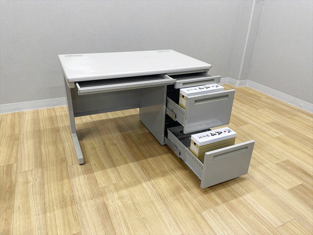 �Б��f�X�N�@3�i���@FEED�@S�^�C�v