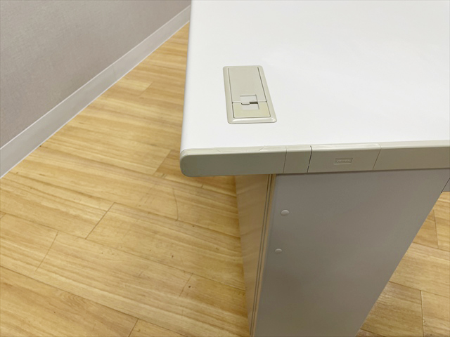 �Б��f�X�N�@3�i���@FEED�@S�^�C�v