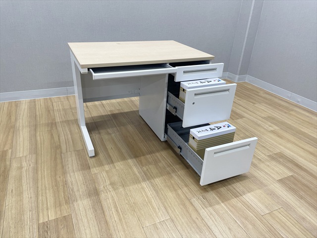 �Б��f�X�N�@3�i���@�X�J�G�i�@S�^�C�v�@5-110-6540