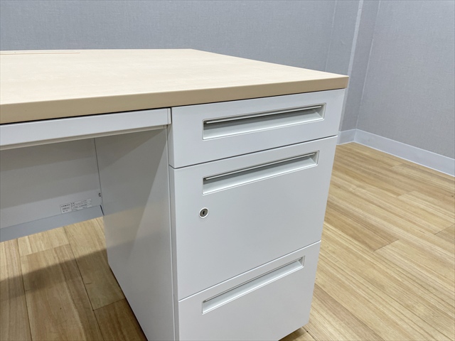 �Б��f�X�N�@3�i���@�X�J�G�i�@S�^�C�v�@5-110-6540