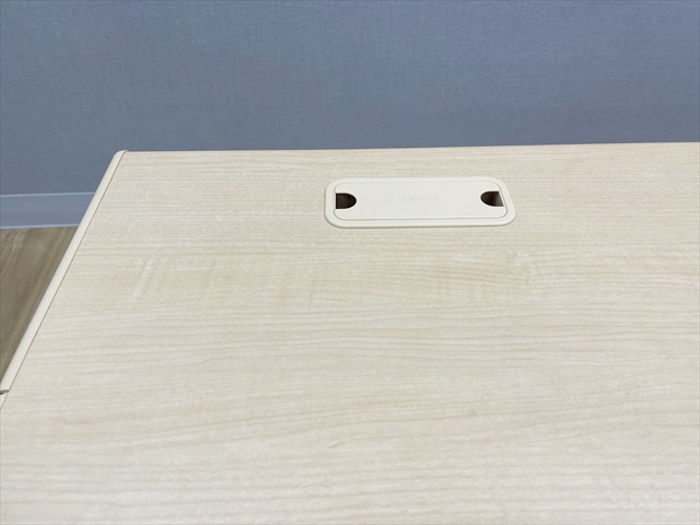 �Б��f�X�N�@3�i���@�t���b�g���C���@SP-D046D-D3 WH