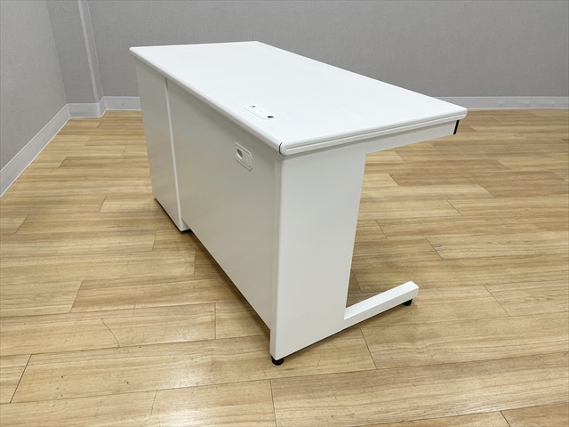 �Б��f�X�N�@3�i���@�t���b�g���C���@SP-D046D-D3 WH