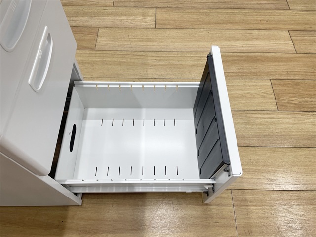 �Б��f�X�N�@3�i���@LEO�@LER-T107