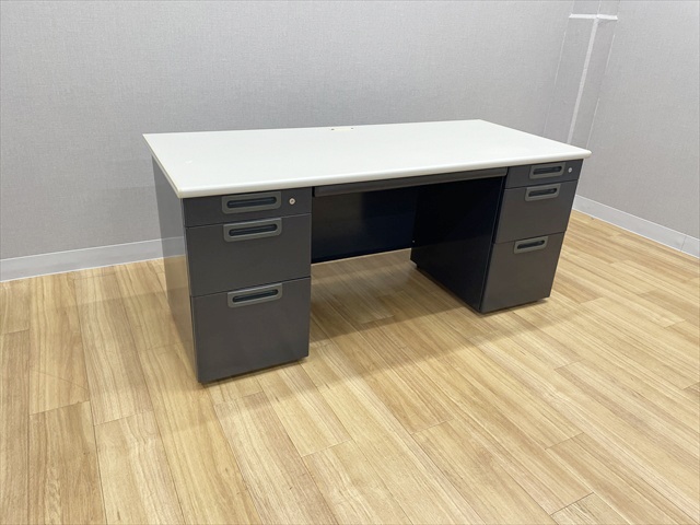 fXN@RRi@LA^Cv@RY-T167A