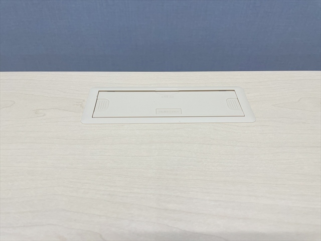 �����f�X�N�@3�E3�i���@LEO�@LER-T147