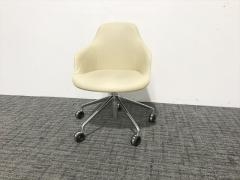 �~�[�e�B���O�`�F�A�@�I�t�@�����Ƌ�@�P�C�NGCS�@�L���X�^�[�t