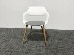 Wilkhahn/EBNn[ ~[eBO`FA@It@Occo@A[`FA@222-21-FAB