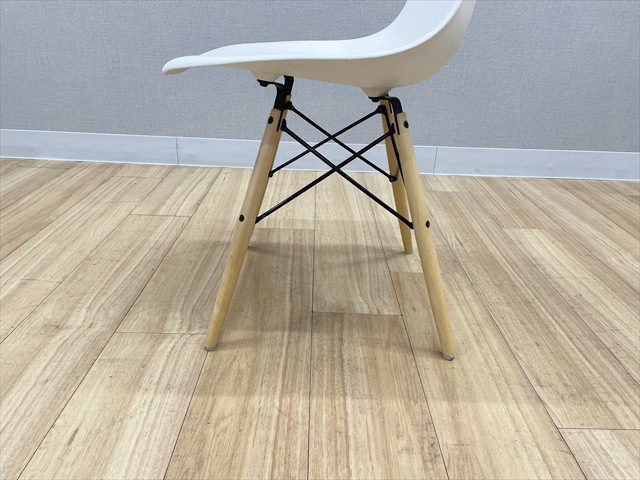 �~�[�e�B���O�`�F�A�@�I���@�C�[���Y�@�v���X�`�b�N�V�F���T�C�h�`�F�A