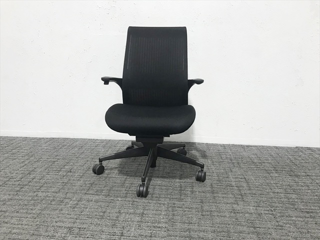 【美品】コクヨ　M4チェア　樹脂脚　CRS-G2201B    2019年製 コクヨ M4チェアシリーズ オフィスチェア CRS-G2201B アルミ