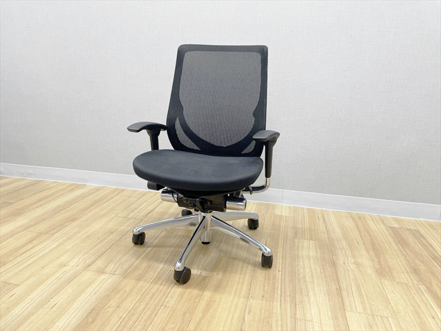 オカムラのゼファーチェア メッシュタイプ CY95ZT FHS0[オカムラ][中古