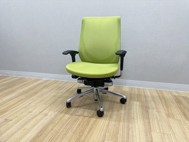 オカムラのゼファーチェア メッシュタイプ CY95ZT FHS9[オカムラ][中古 