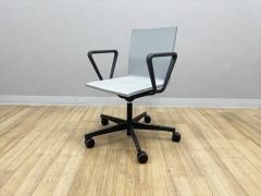 Vitra/���B�g�� .04�`�F�A�@�X�^�W�I�`�F�A�@3010077825 44042100