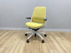 steelcase/�X�`�[���P�[�X �V���[�Y�����`�F�A�@�W���^�C�v�@�����o�[�T�|�[�g�t