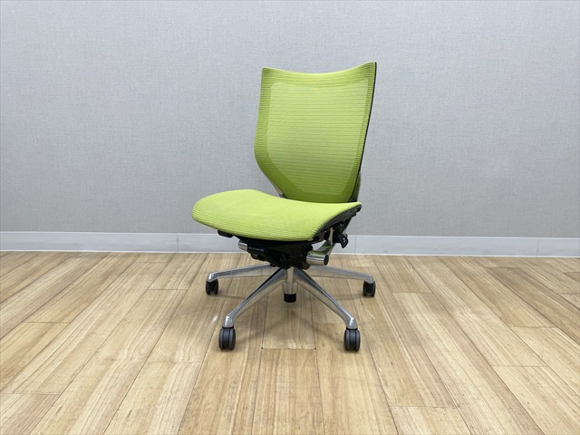 オカムラのバロンチェア ローバック スタンダードメッシュタイプ 