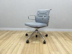 Vitra/���B�g�� AC5�X�^�W�I�`�F�A�@421020A2