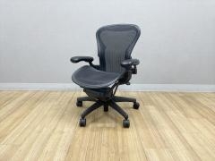 HermanMiller/�n�[�}���~���[ �A�[�����`�F�A�@A�^�C�v�@�t���T�|�[�g�@AE123AWAAJG1BBFP3D01 BK