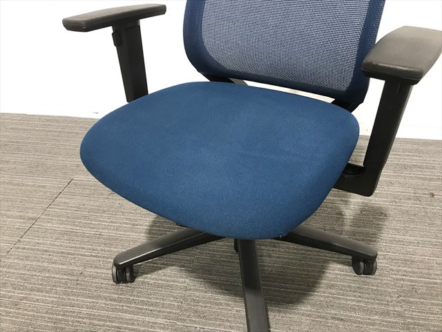 コクヨのミトラチェア スタンダードバック メッシュタイプ 樹脂脚