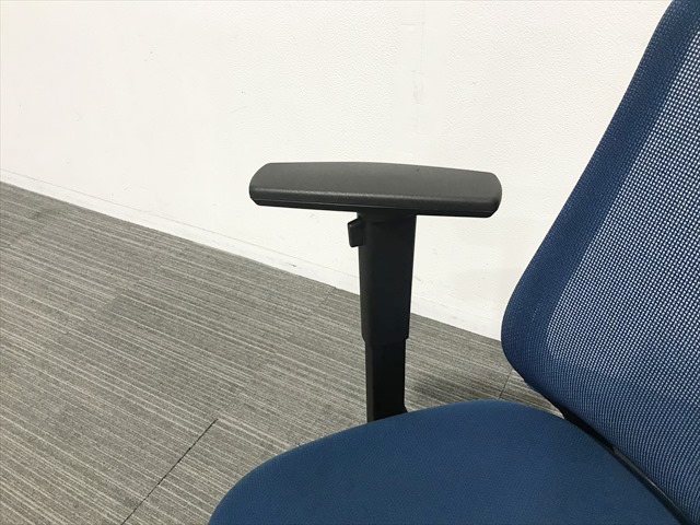 コクヨのミトラチェア スタンダードバック メッシュタイプ 樹脂脚