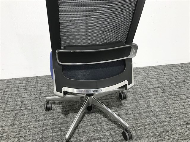 コクヨのエアフォートチェア スタンダードタイプ エアーランバー 