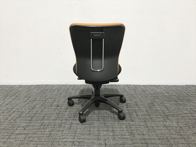 �J���b�c�@�`�F�A�@���[�o�b�N�@�n���K�[�t�@CK33ZR 5617