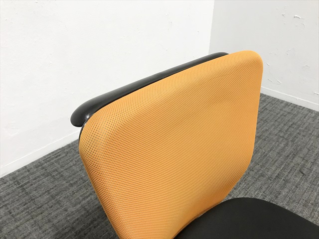 �J���b�c�@�`�F�A�@���[�o�b�N�@�n���K�[�t�@CK33ZR 5617