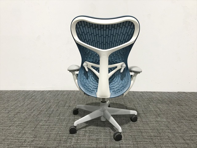Herman Miller / ハーマンミラー アーロンチェア AE111PWB アーロンチェア AE111PWB Herman Miller（ハーマンミラー） - 中古
