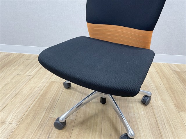 �t�B�[�S�`�F�A�@�n�C�o�b�N�@�V�[�����X�^�C�v�@CJ95BR FAM8