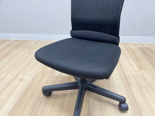 オフィスコムのチャットチェア ランバーサポート付[オフィスコム][中古