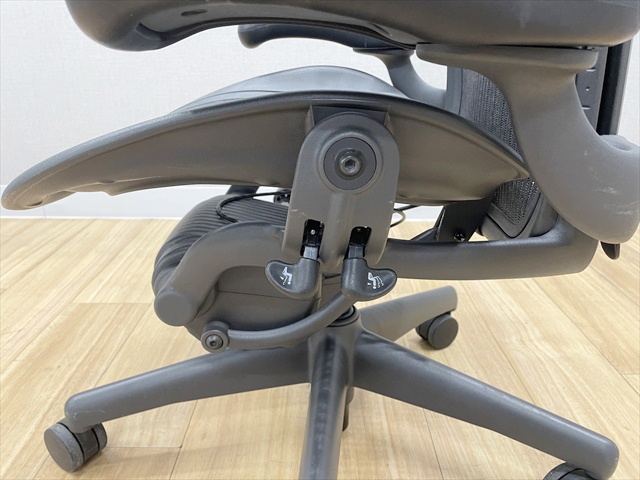 �A�[�����`�F�A�@A�^�C�v�@�|�X�`���[�t�B�b�g�@�t���T�|�[�g�@�N���V�b�N�@AE113AWA-0005 PJG1BBBK3D01