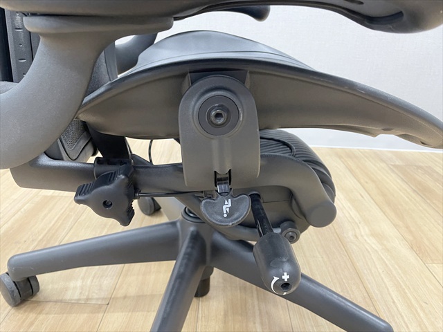 �A�[�����`�F�A�@A�^�C�v�@�|�X�`���[�t�B�b�g�@�t���T�|�[�g�@�N���V�b�N�@AE113AWA-0005 PJG1BBBK3D01