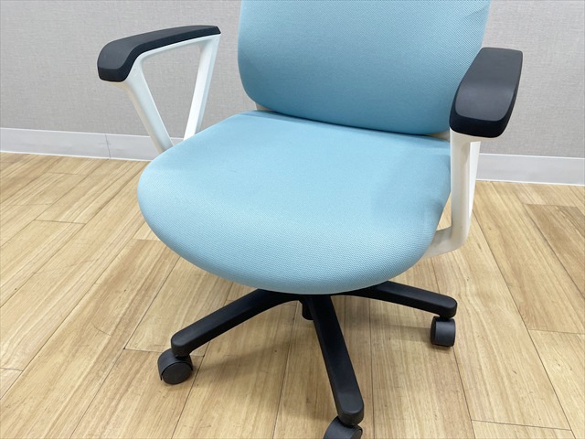 �g���eR�`�F�A�@���[�o�b�N�@KZ-240GB-W9S4