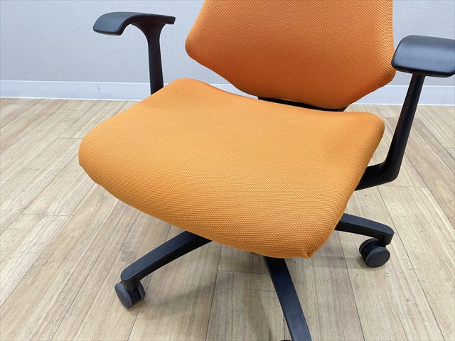 �G�t�`�F�A�@�n�C�o�b�N�@�N���X�o�b�N�@�n���K�[�t�@KG-130GSH-T1D3