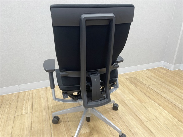 �X�s�[�i�`�F�A�@�N���X�^�C�v�@KE-717GP-Z5T1