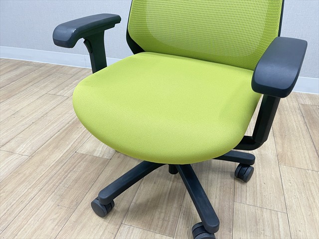 【定価6万円以上】イトーキ ノナチェア イトーキ（ITOKI） ノナ(nona) 一覧 - 中古オフィス家具ならオフィス