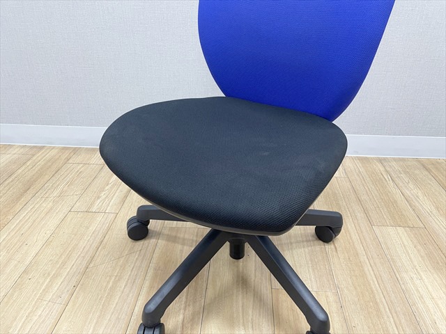 �V���t�B�[�h�`�F�A�@���[�o�b�N�@NO.1270F