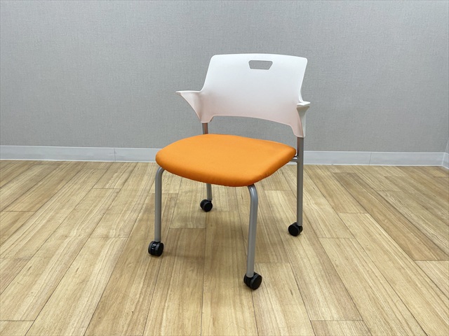 �I�t�B�X�Ƌ�  �X�^�b�L���O�`�F�A�@�I�t�@�T���P�C�@CM550�@�L���X�^�[�t 