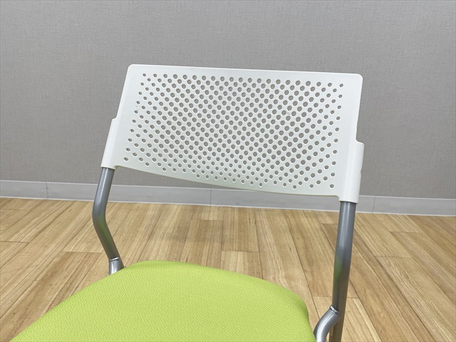 ���s�X�^�b�L���O�`�F�A�@�I���@FM-265�@�L���X�^�[�t