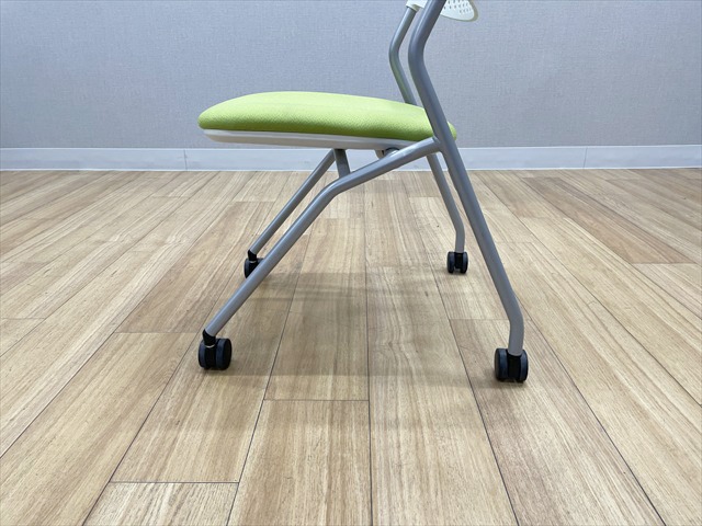 ���s�X�^�b�L���O�`�F�A�@�I���@FM-265�@�L���X�^�[�t