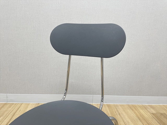 �X�^�b�L���O�`�F�A�@�I���@�}�W�X�@�}���I���i