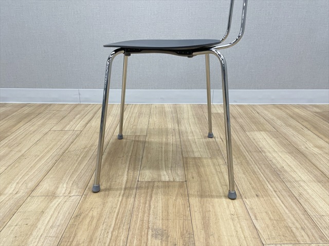 �X�^�b�L���O�`�F�A�@�I���@�}�W�X�@�}���I���i