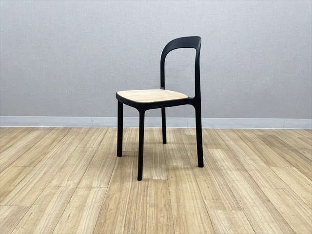 �X�^�b�L���O�`�F�A�@4�r�Z�b�g�@�I���@�A�X�v�����h�@���[�N�v���X�@�m����