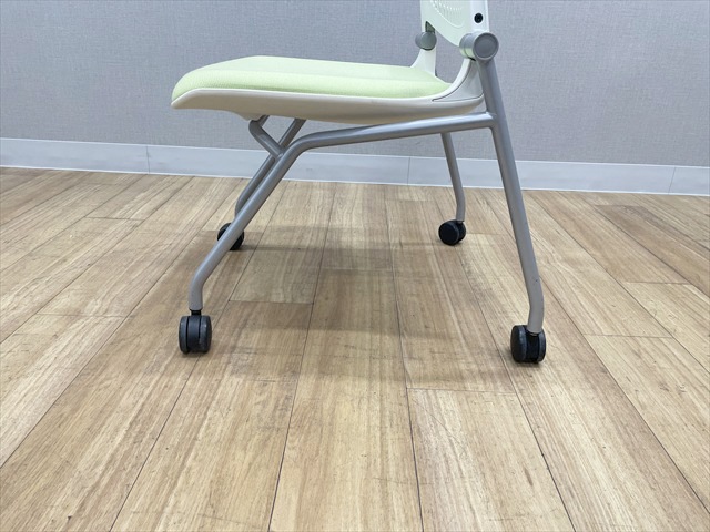 ���s�X�^�b�L���O�`�F�A�@�I���@�O���[�^�@4�{�r�^�C�v�@�w�p�b�h�Ȃ��@�L���X�^�[�t�@8142TR